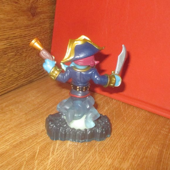 Wash Buckler from Skylanders: Swap Force (Series 3) Figures - Picture 2 of 2